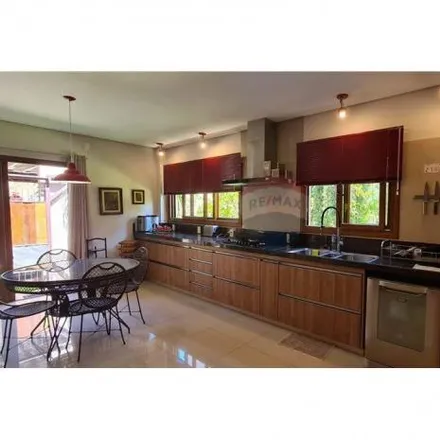 Rent this 4 bed house on Rua Antonio Jacinto Mincote in Swiss Park, Campinas - SP