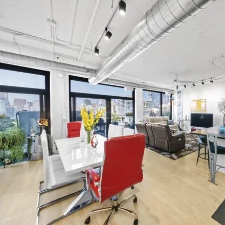 Image 7 - Dearborn Tower, 1530 South State Street, Chicago, IL 60605, USA - Loft for sale