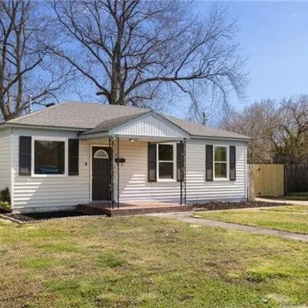 Buy this 3 bed house on 213 Beacon Road in Portsmouth, VA 23702