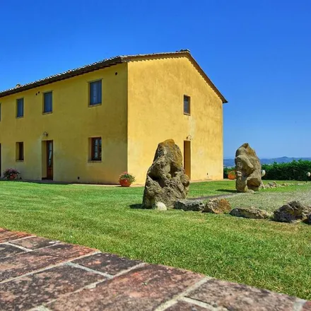 Rent this 7 bed house on San Gimignano in Via San Matteo, 53038 San Gimignano SI