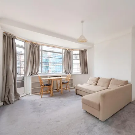 Rent this studio apartment on Hillfield Court in London, NW3 4BE