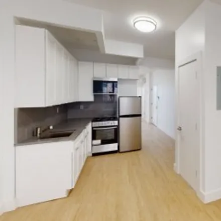 Rent this 2 bed apartment on #2a,2524 Albemarle Road in Flatbush, Brooklyn