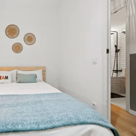Image 6 - Carrer de Sardenya, 387, 08001 Barcelona, Spain - Apartment for rent