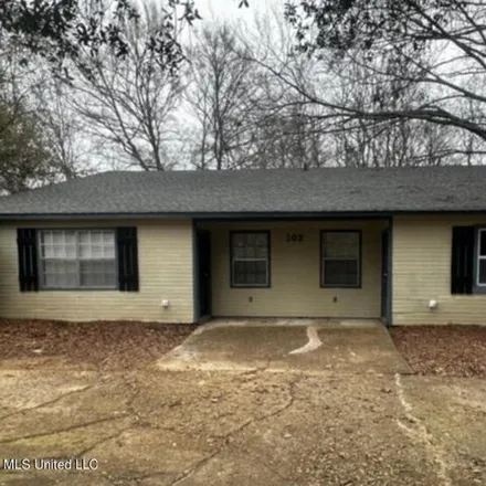 Image 1 - 100 Los Palachios Court, Trailwood, Clinton, MS 39056, USA - House for rent