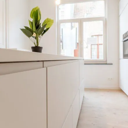 Rent this 2 bed apartment on Kasteelstraat 4 in 8500 Kortrijk, Belgium