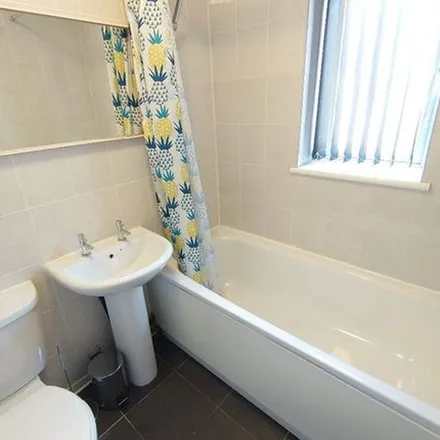 Rent this 1 bed townhouse on Ingrow Road in Liverpool, L6 9AJ