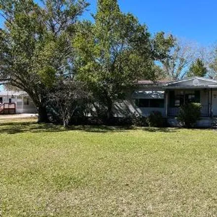 Buy this 3 bed house on 376 Clearwater Lake Drive in Polk County, FL 33868