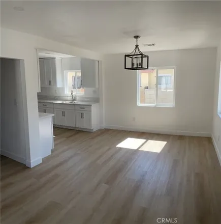 Image 3 - 147 W 104th St, Los Angeles, California, 90003 - House for sale