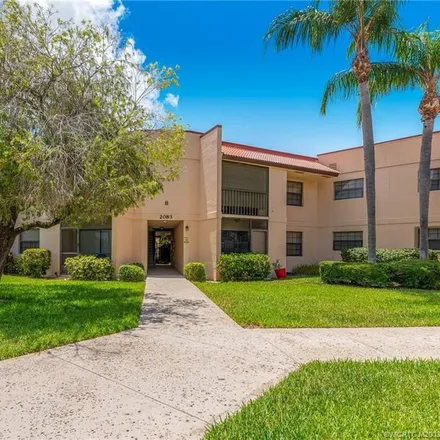 Buy this 2 bed condo on 2083 Northeast Collins Circle in Jensen Beach, FL 34957