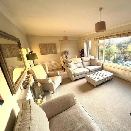 Image 3 - Long Meadow, Worthing, BN14 0HU, United Kingdom - House for sale