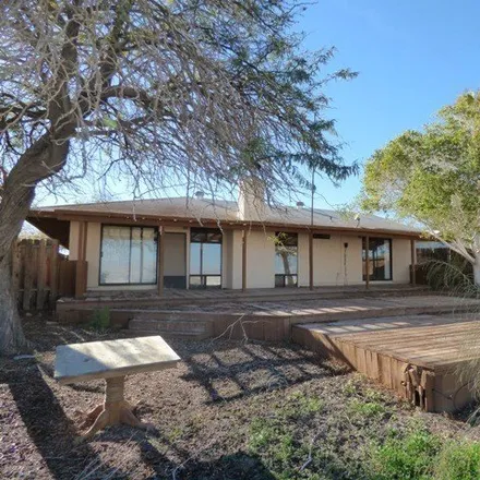 Image 2 - 2372 Oahu Lane, Imperial County, CA 92274, USA - House for sale