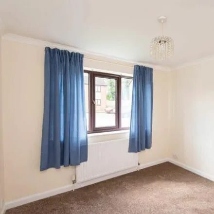 Image 5 - Alford Close, Chesterfield, S40 1YP, United Kingdom - Room for rent