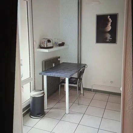 Image 4 - 118 Rue Crozet Boussingault, 42100 Saint-Étienne, France - Apartment for rent