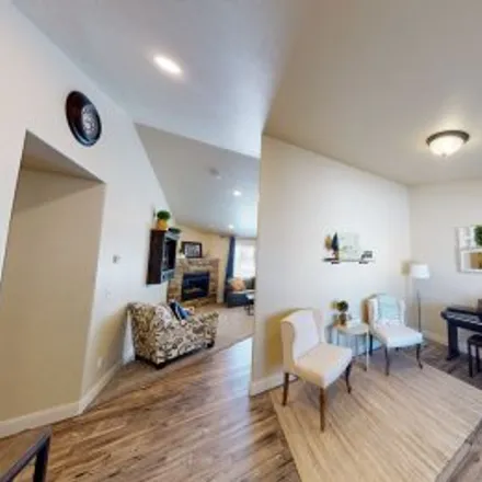 Buy this 6 bed apartment on 3111 North Oscar Avenue