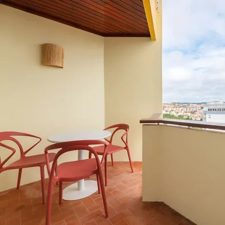Image 6 - Avenida de Portugal, 2765-200 Cascais, Portugal - Apartment for rent