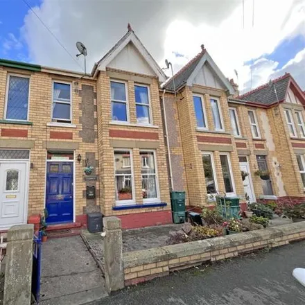 Buy this 3 bed townhouse on 8 Gele Avenue in Abergele, LL22 7BB