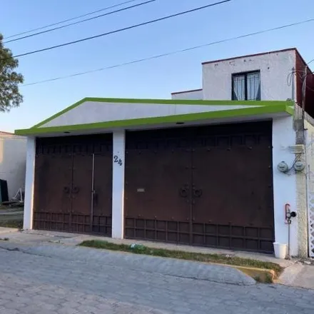 Buy this 3 bed house on Calle Cedros Primera Sección in 42180 Pachuquilla, HID