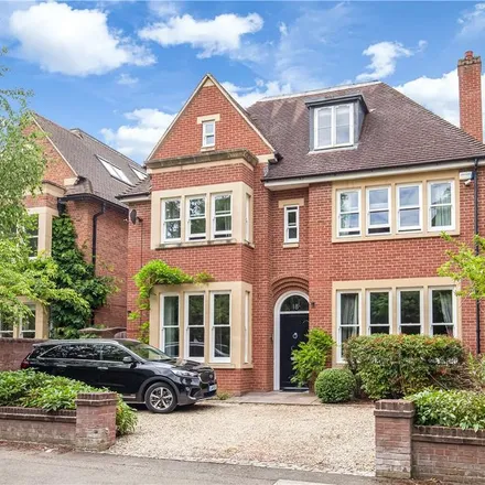 Rent this 7 bed house on 26 Charlbury Road in Central North Oxford, Oxford