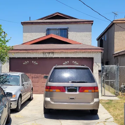 Image 1 - 1693 East 110th Street, Los Angeles, CA 90059, USA - House for sale