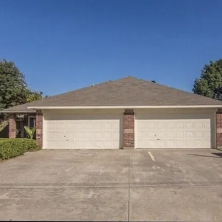 Buy this 5 bed house on 13031 Mitchell Dr in Balch Springs, Texas