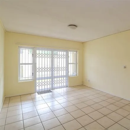 Image 1 - 26 Patrys Rd, Onder Papegaaiberg, Stellenbosch, 7600, South Africa - Apartment for rent