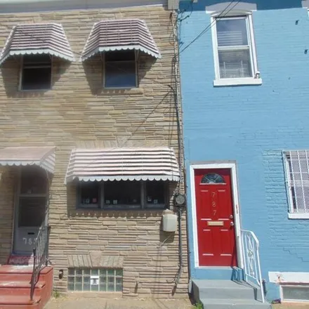 Buy this 3 bed house on Krystal's Lounge in 789 Chestnut Street, Whitman Park