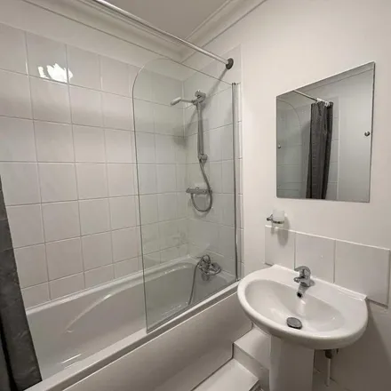 Image 1 - Castle Street, Crowmarsh Gifford, OX10 8LG, United Kingdom - Apartment for rent