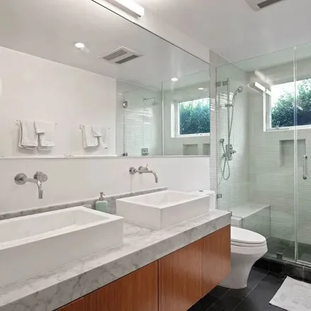 Image 7 - Alan Goldberg Electric, Olive Avenue, Los Angeles, CA 90291, USA - Apartment for rent