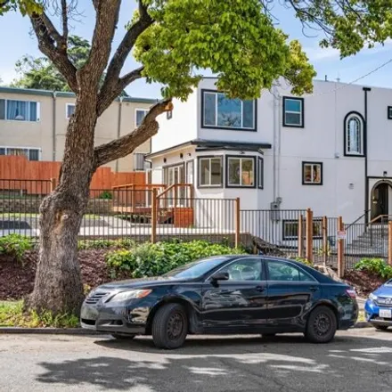 Buy this 4 bed house on 252 Euclid Avenue in Oakland, CA 94610