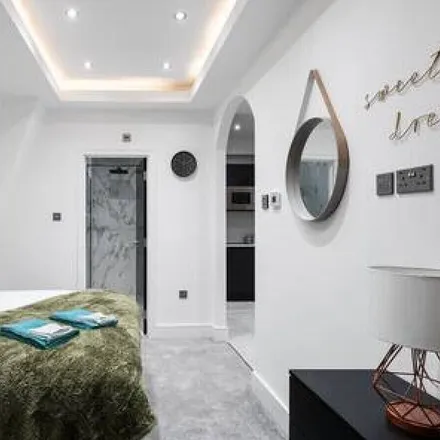 Rent this 1 bed apartment on Newbury in RG14 1AU, United Kingdom