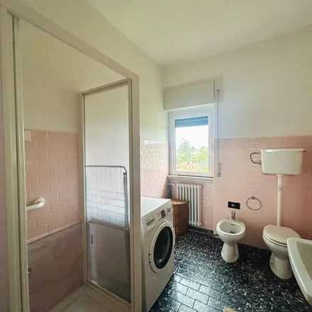 Image 2 - Via Alessandro Volta 3, 21100 Varese VA, Italy - Apartment for rent