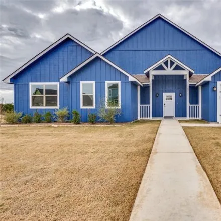 Buy this 3 bed house on Mesa Drive in Glen Rose, Somervell County