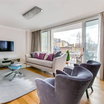 Rent this 3 bed apartment on Whaddon House in William Mews, London