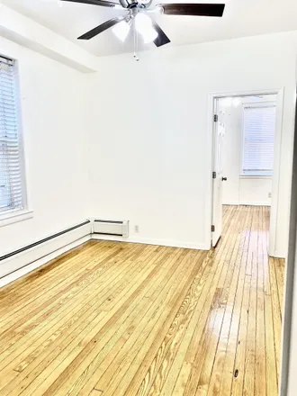 Image 3 - 243 Clendenny Avenue, Jersey City, NJ 07304, USA - Townhouse for rent