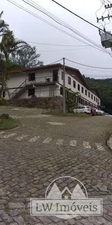 Buy this 2 bed apartment on Acesso a Pedra da Onça in Siméria, Petrópolis - RJ