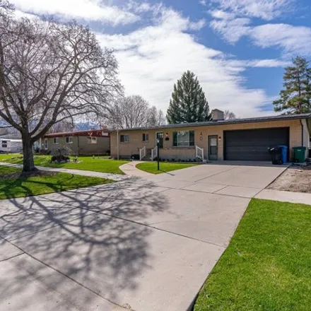 Image 2 - 32 200 South, Smithfield, UT 84335, USA - House for sale