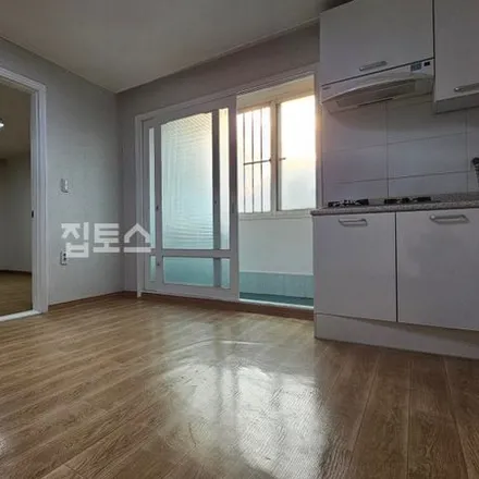 Image 8 - 서울특별시 강남구 대치동 959-24 - Apartment for rent