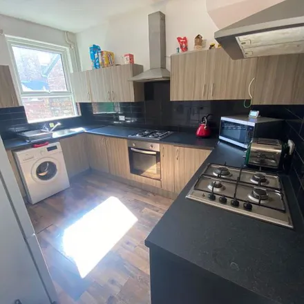 Rent this 7 bed apartment on Russell Road in Liverpool, L18 1DE