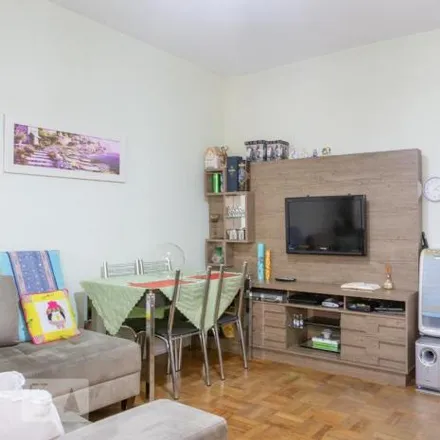 Buy this 3 bed apartment on Rua Brigadeiro Galvão 598 in Santa Cecília, São Paulo - SP