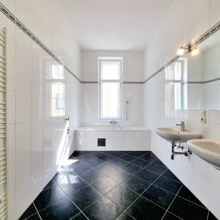 Rent this 3 bed apartment on Lederergasse 12 in 3100 St. Pölten, Austria