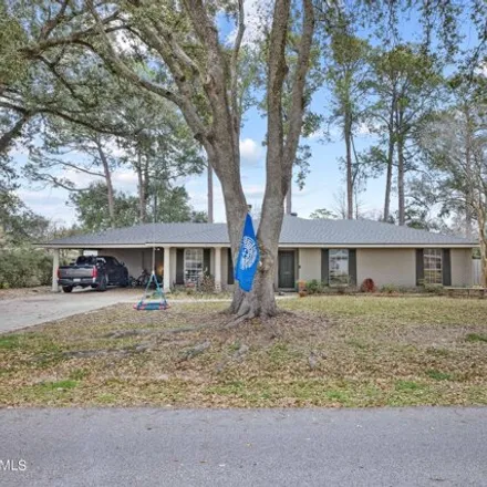 Buy this 3 bed house on 1028 Montrose Boulevard in Lafayette, LA 70503