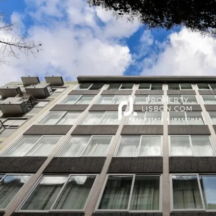 Buy this 1 bed apartment on Farmácia Galeno in Avenida Óscar Monteiro Torres 38 A, Lisbon