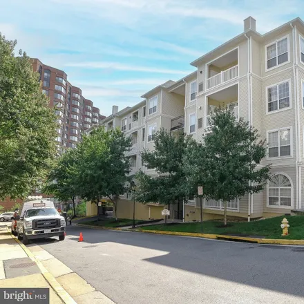 Image 1 - 4550 Strutfield Lane, Alexandria, VA 22311, USA - Apartment for rent