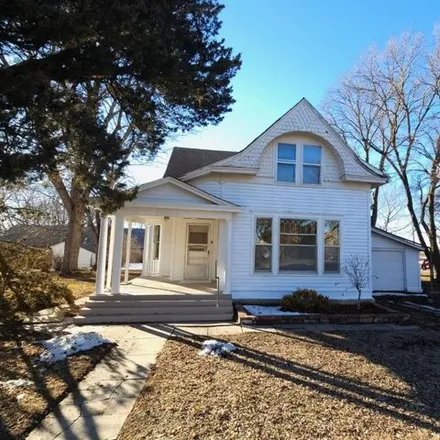 Buy this 4 bed house on 719 North High Street in Mankato, KS 66956