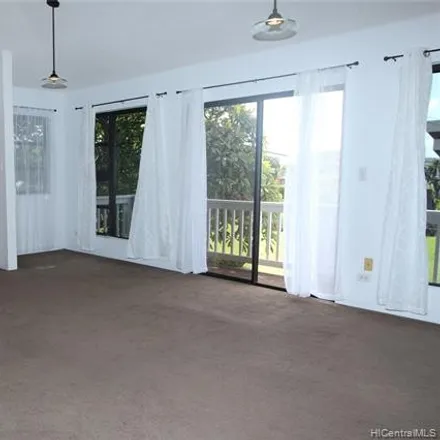 Rent this 3 bed house on Hotel Street Mall in Honolulu, HI 96813
