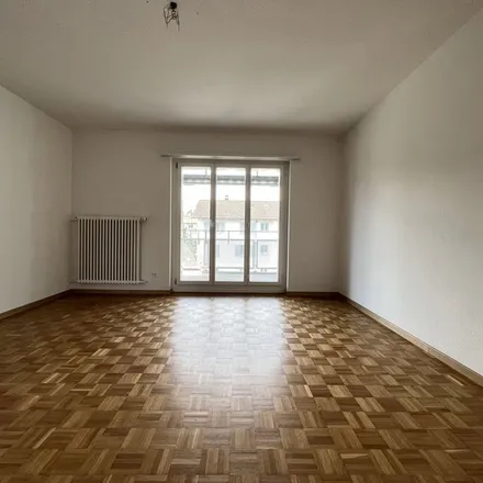 Image 4 - Wallisellerstrasse 6, 8302 Kloten, Switzerland - Apartment for rent