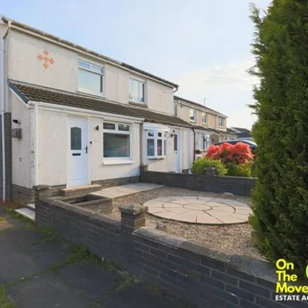 Buy this 2 bed duplex on Peebles Path in Airdrie, ML5 4TJ
