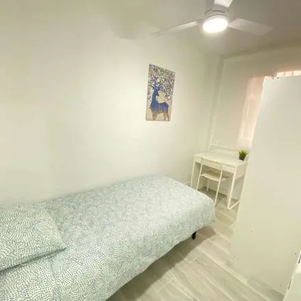 Rent this 4 bed apartment on Calle de Arama in 1, 28041 Madrid
