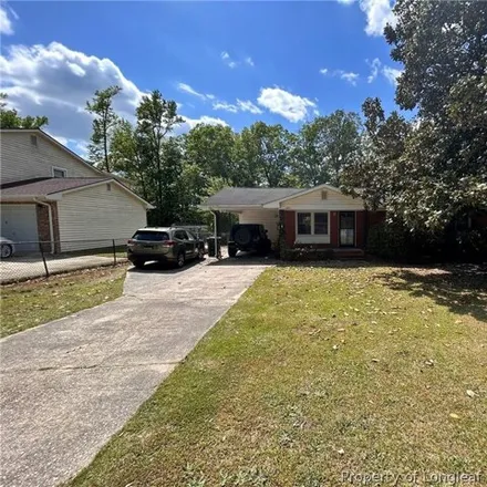 Rent this 3 bed house on 422 Lansdowne Road in Fayetteville, NC 28314