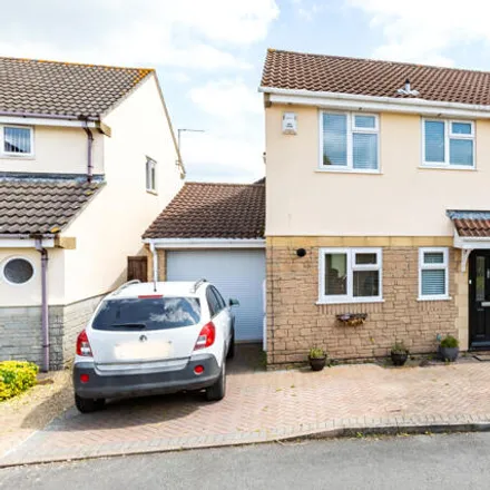 Buy this 4 bed house on 94 Cooks Close in Bradley Stoke, BS32 0BB
